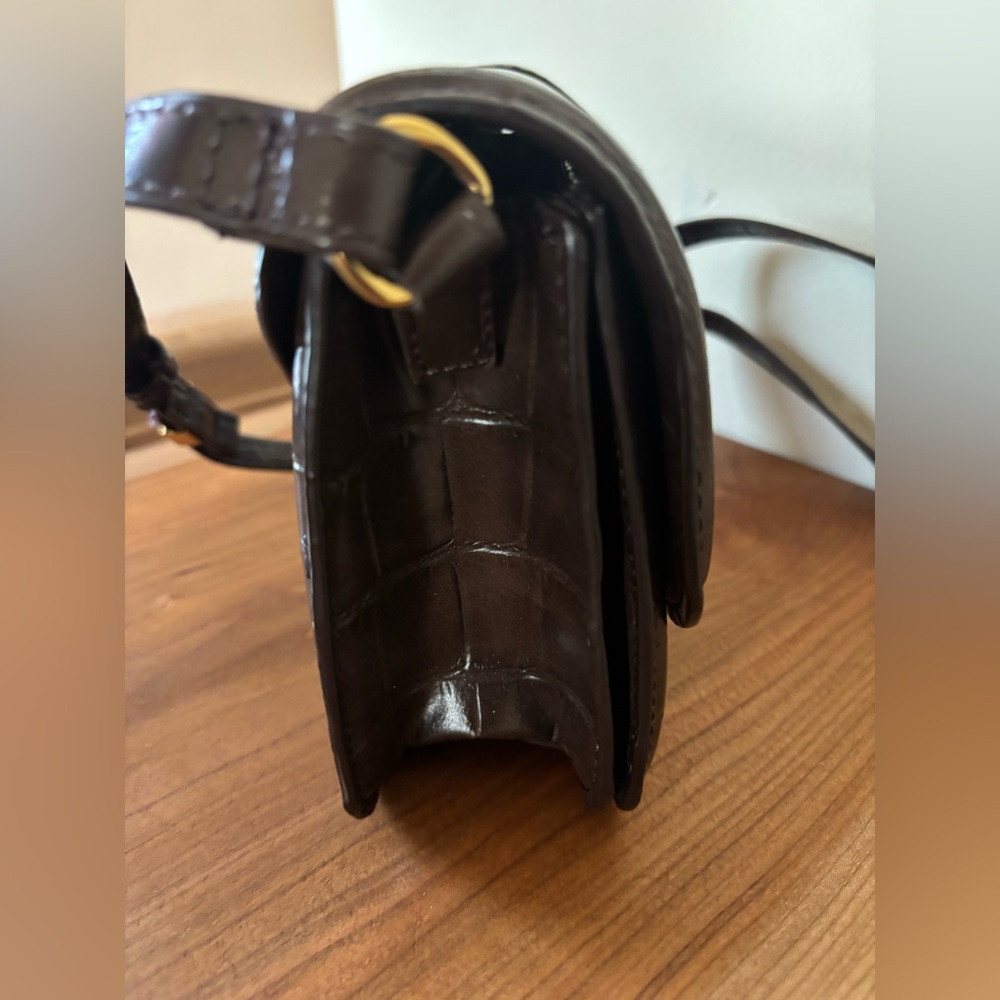 Zara Elegant Brown Leather Crossbody Bag - Picture 3 of 12